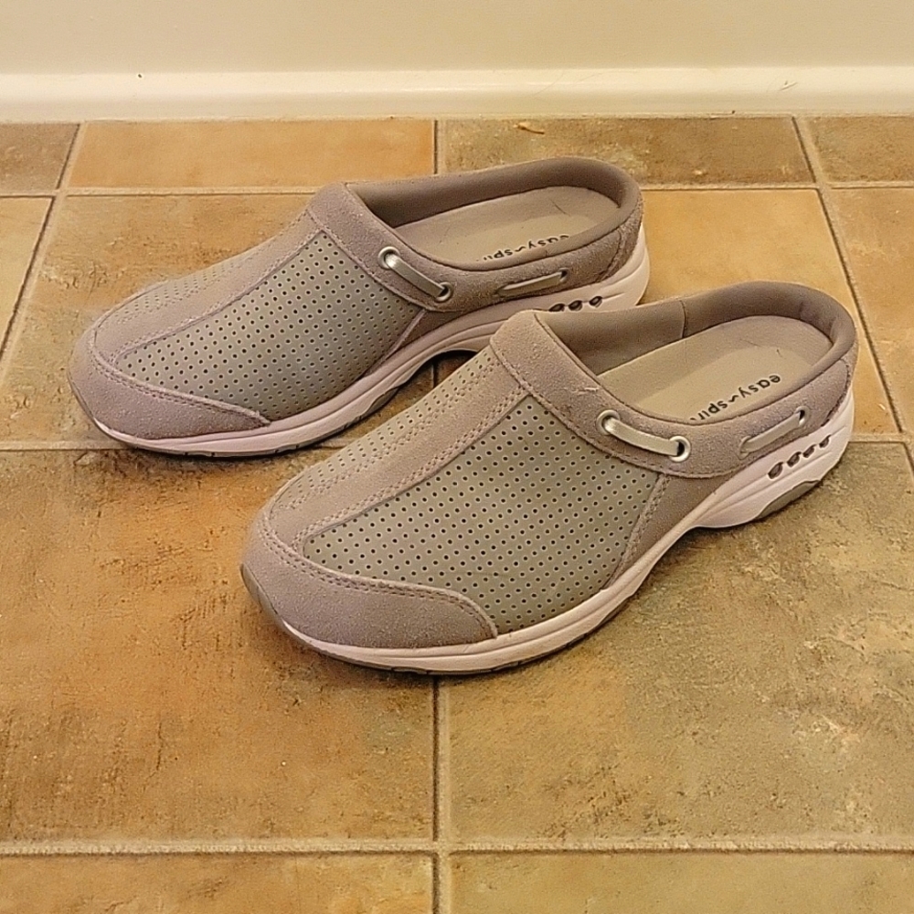 Gray Clogs - image 2